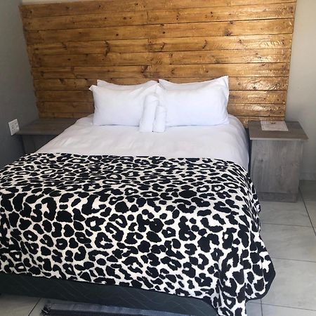 The Nest Overnight And Accommodation Usakos Buitenkant foto